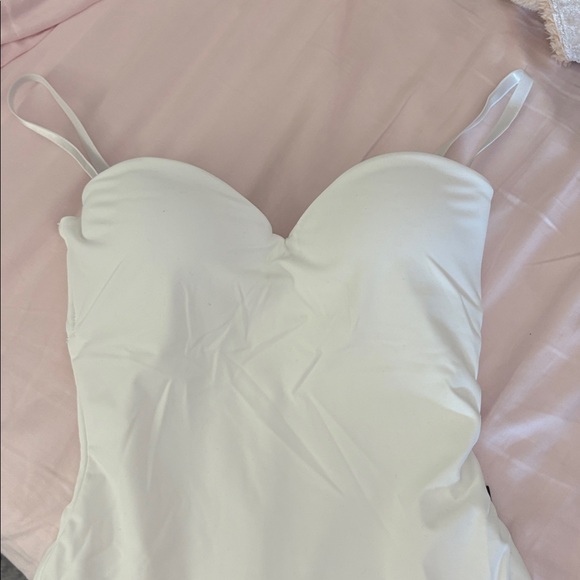 White fox Stuck to You bodysuit - Picture 4 of 4